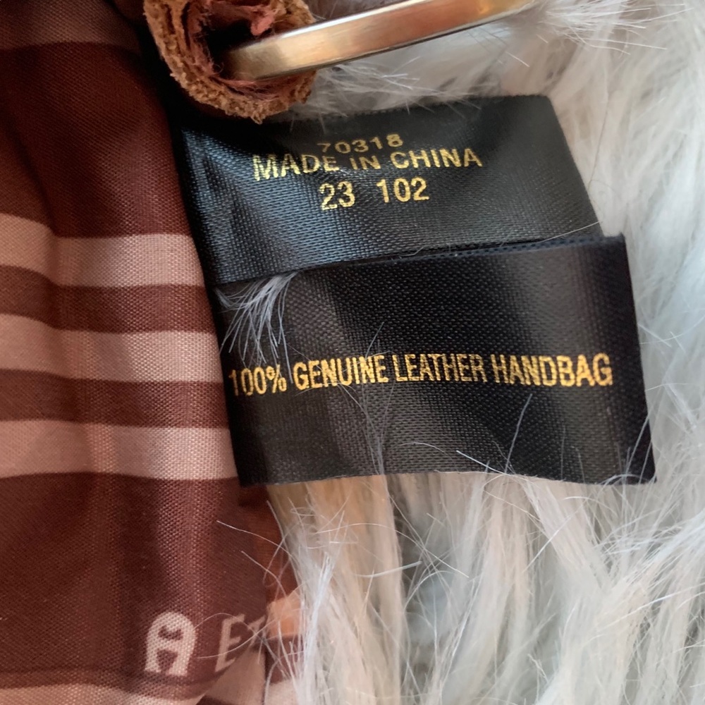 Etienne Aigner Shoulder Handbag ❤️ - Picture 3 of 7